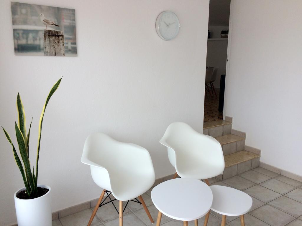 Apartaments La Palmera, Terrace & Pool 圣马蒂登普里斯 外观 照片
