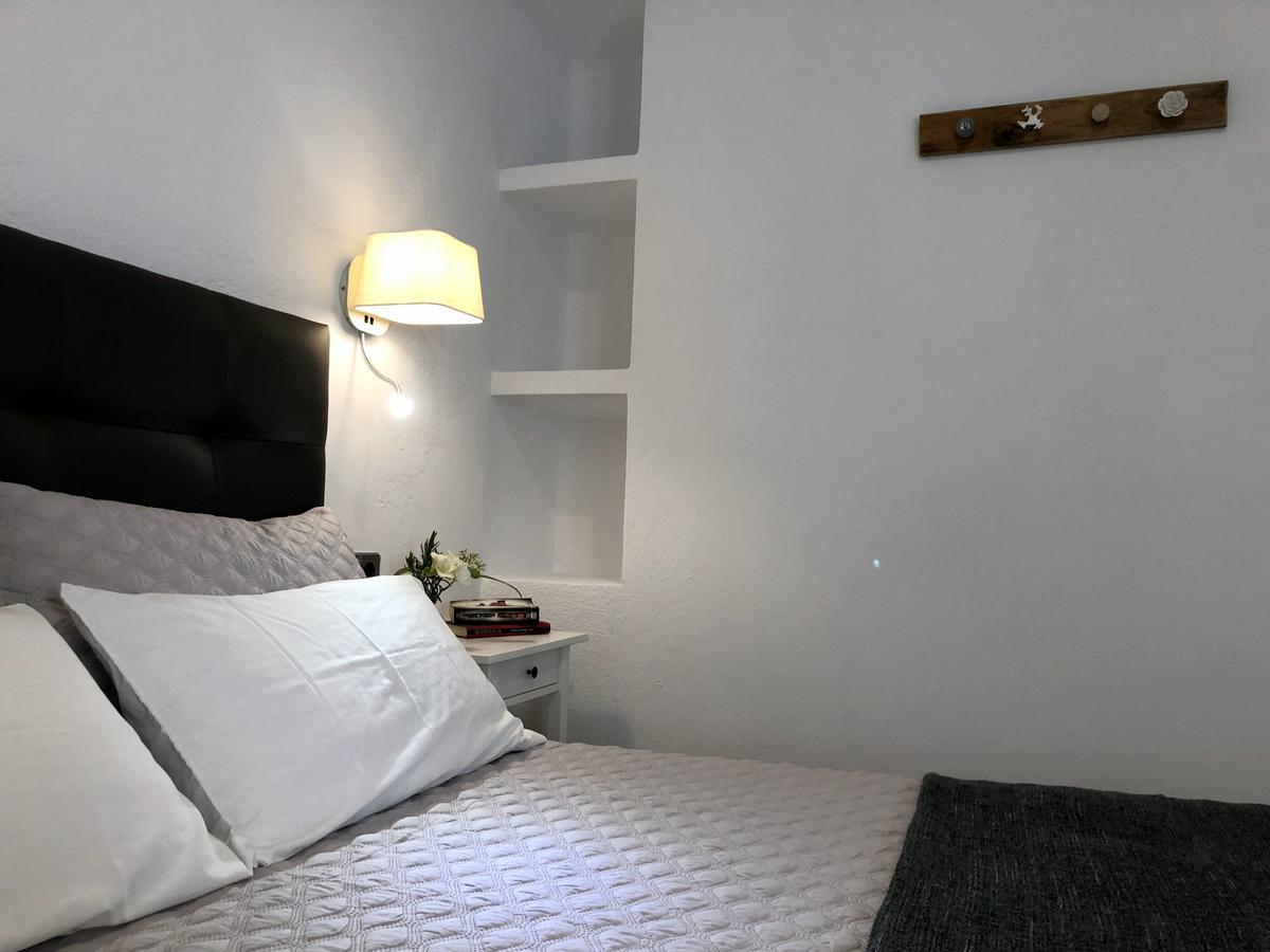 Apartaments La Palmera, Terrace & Pool 圣马蒂登普里斯 外观 照片