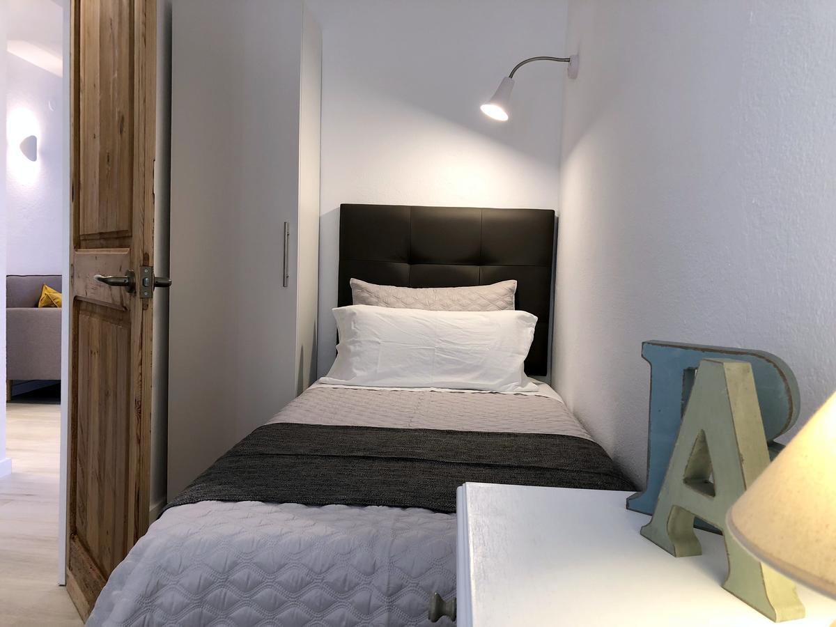 Apartaments La Palmera, Terrace & Pool 圣马蒂登普里斯 外观 照片